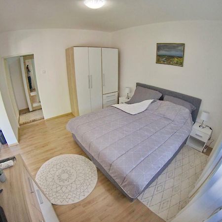 Apartmani Ambasador Требине Екстериор снимка