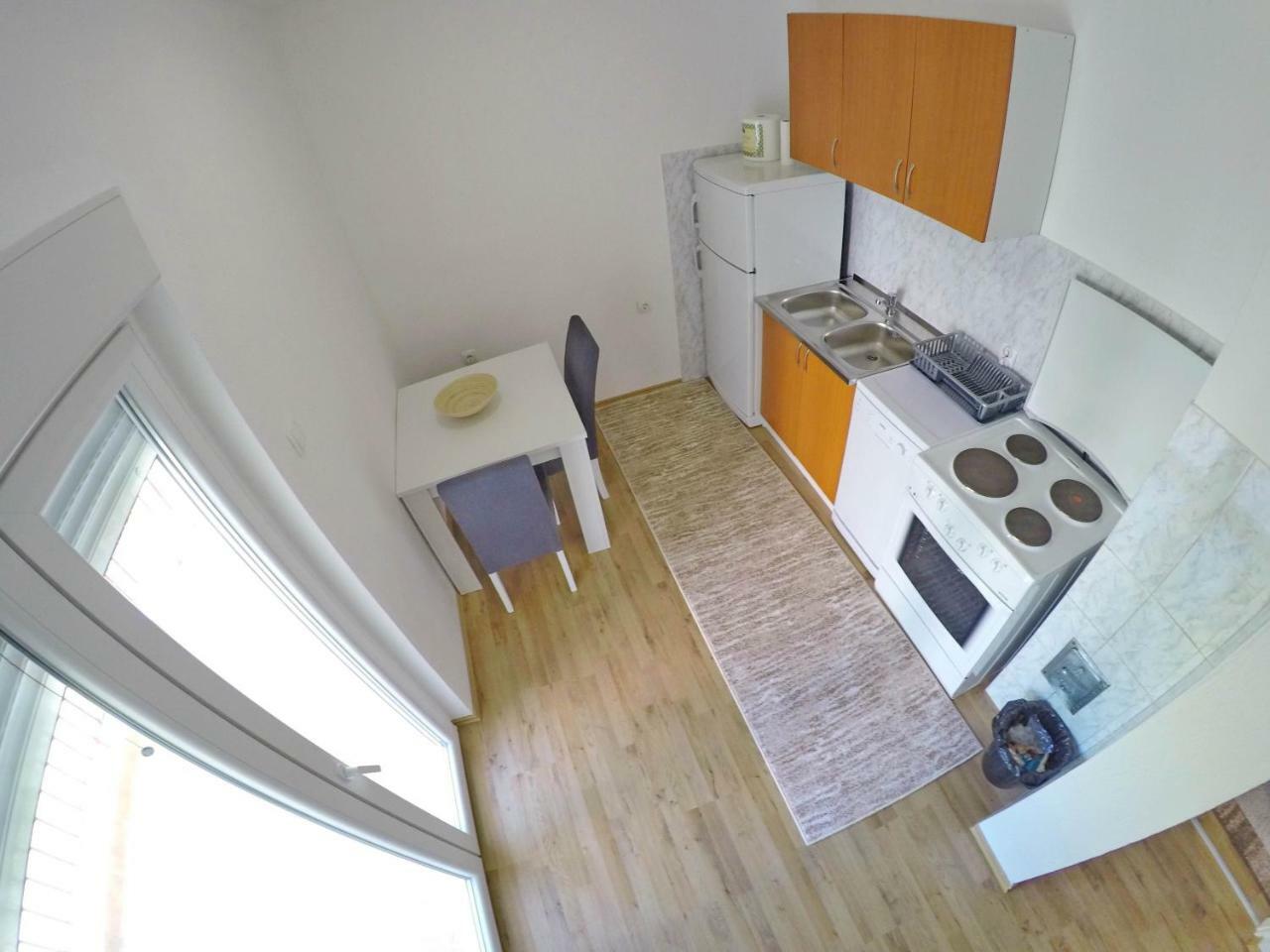 Apartmani Ambasador Требине Екстериор снимка