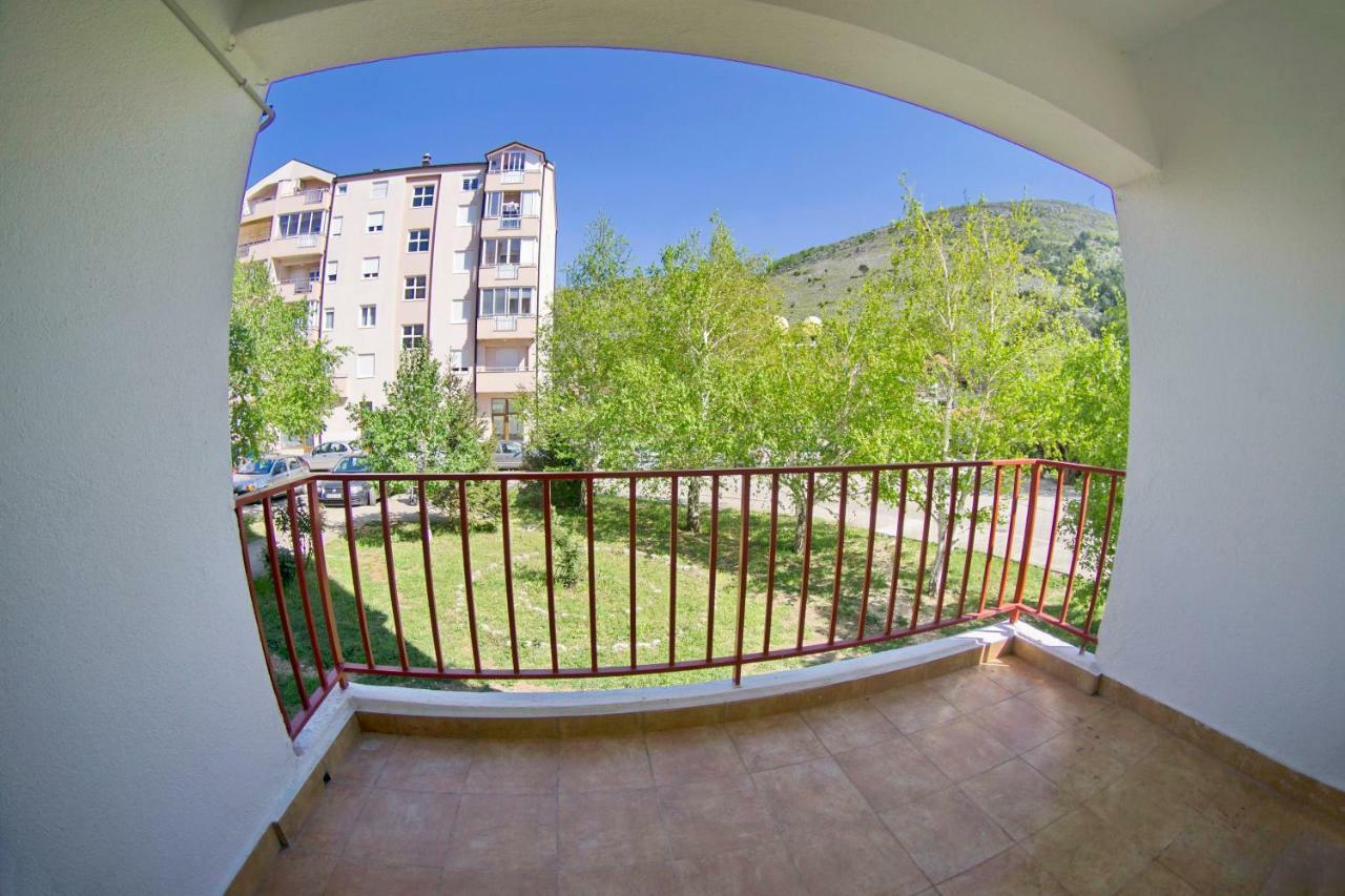 Apartmani Ambasador Требине Екстериор снимка